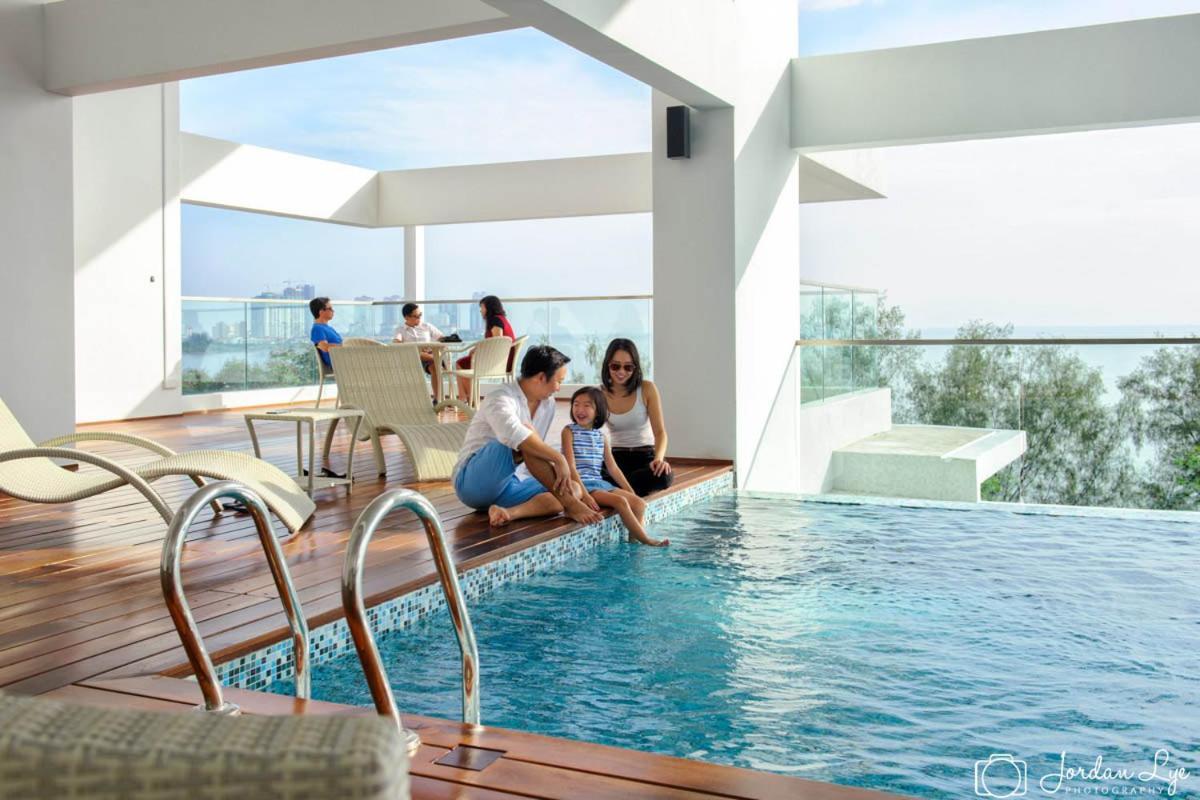 Sunrise Gurney Premium Executive City/Seafront Suite - Penang George Town Extérieur photo