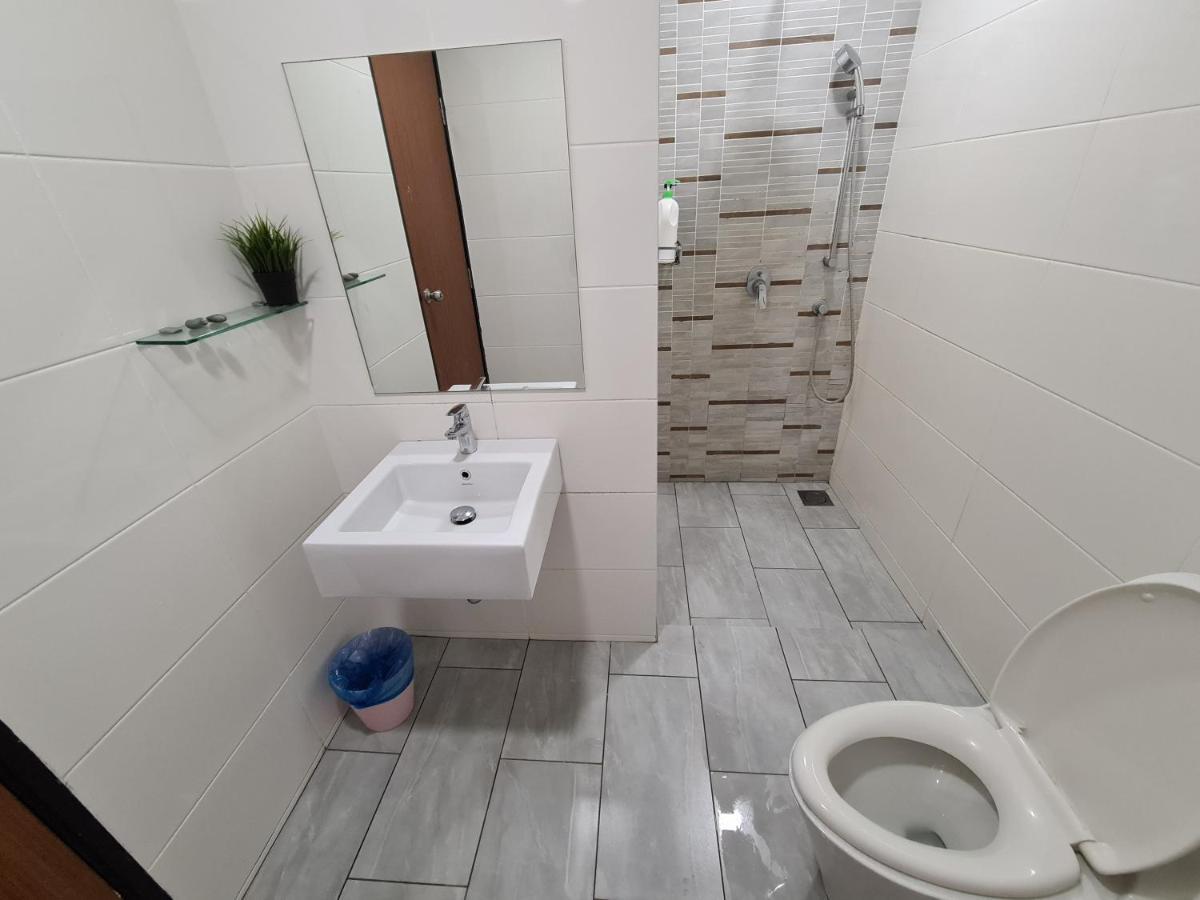 Sunrise Gurney Premium Executive City/Seafront Suite - Penang George Town Extérieur photo