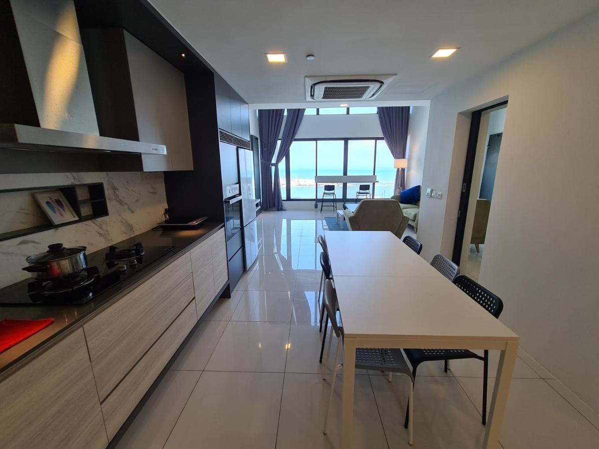 Sunrise Gurney Premium Executive City/Seafront Suite - Penang George Town Extérieur photo