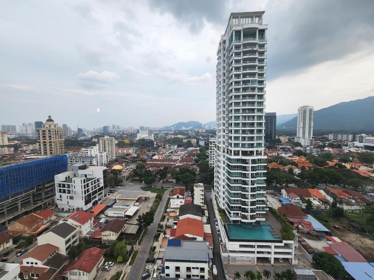 Sunrise Gurney Premium Executive City/Seafront Suite - Penang George Town Extérieur photo